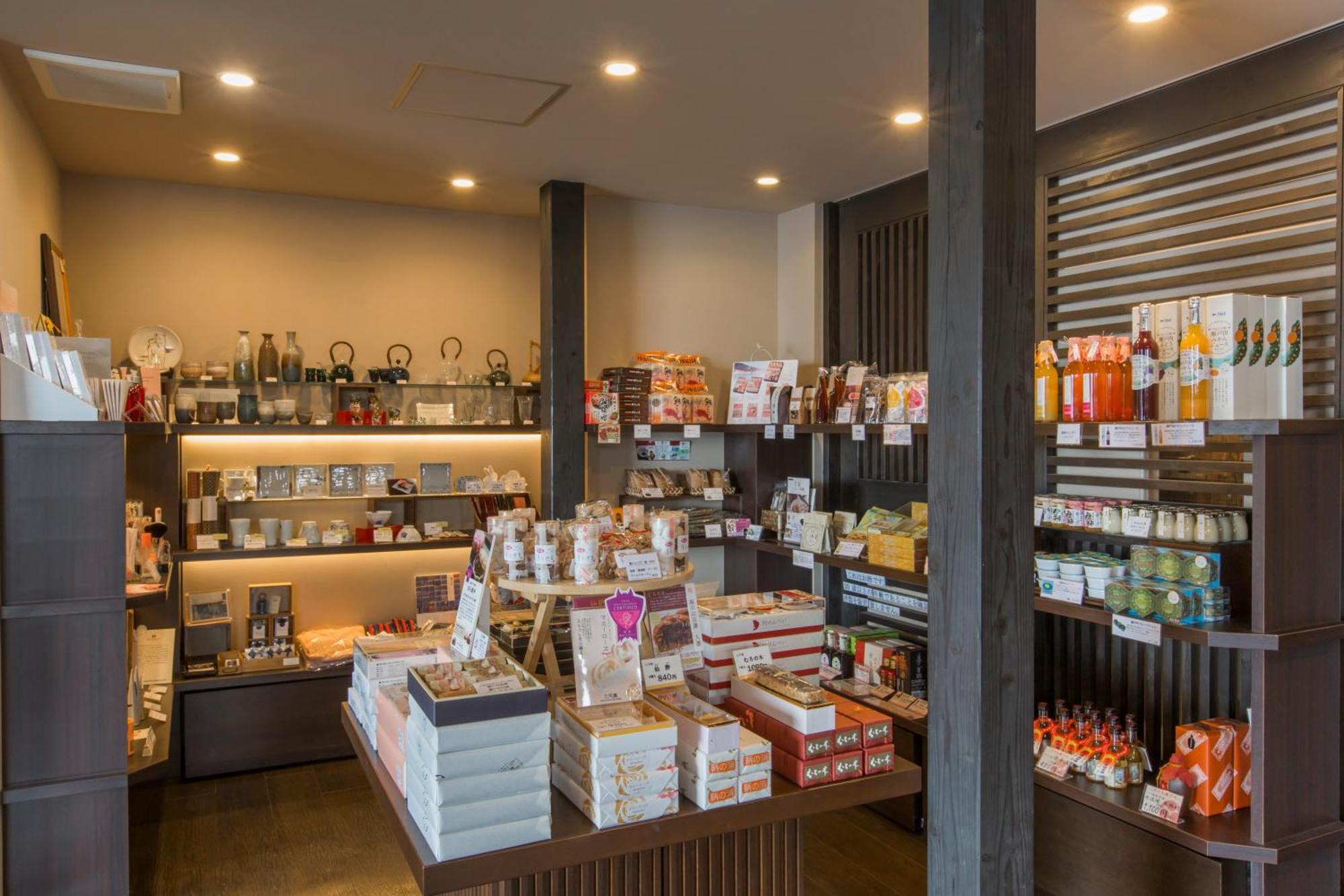 米格瓦特欧驰卡慈酒店 Tomo 外观 照片